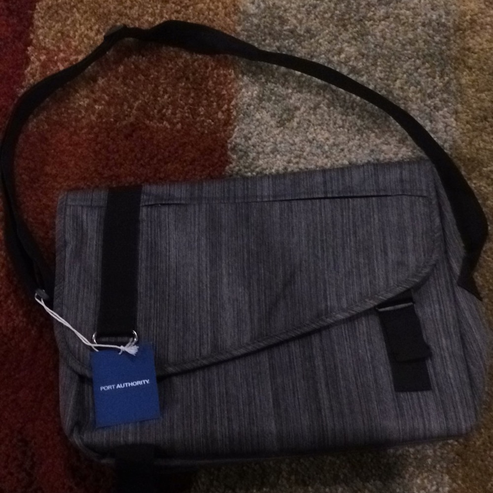 Laptop tote